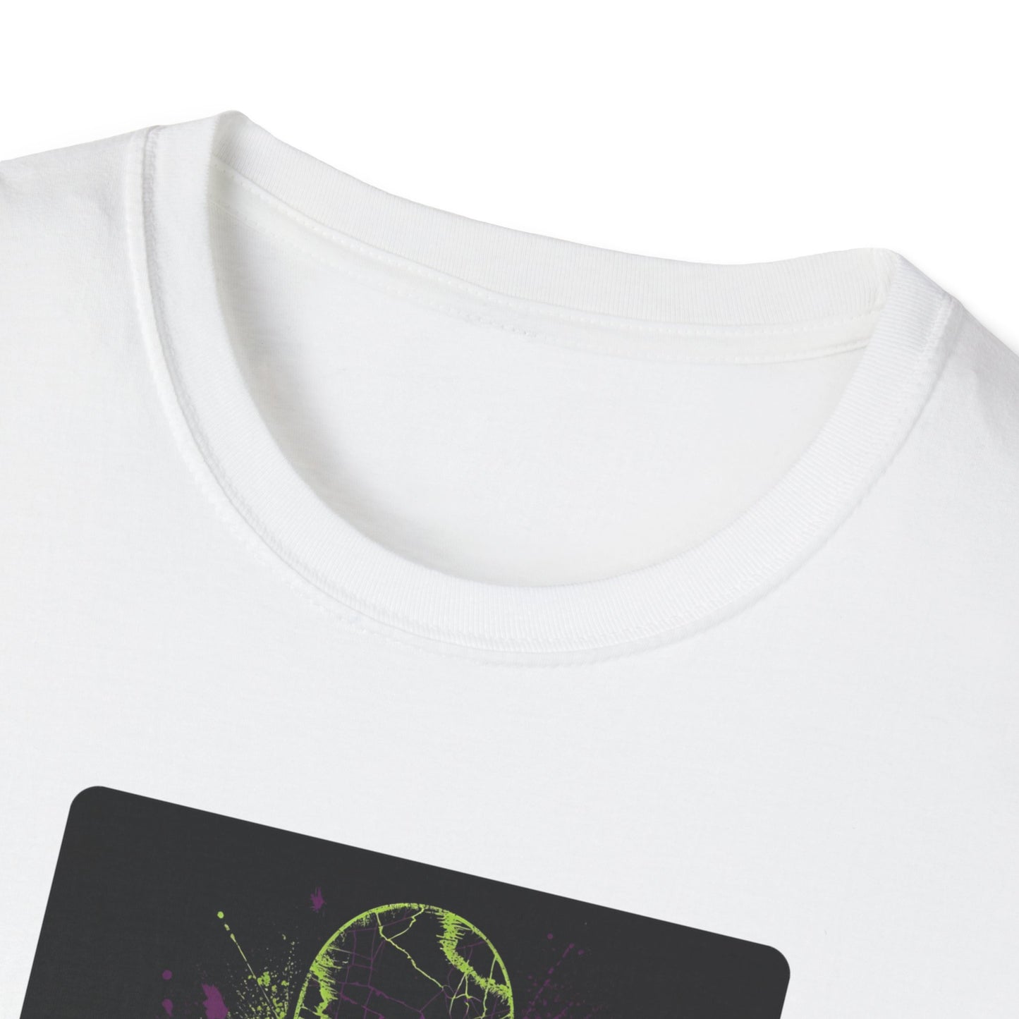Neon Skull Skateboard – Electric Street Rebel T-Shirt in White -Neckline
