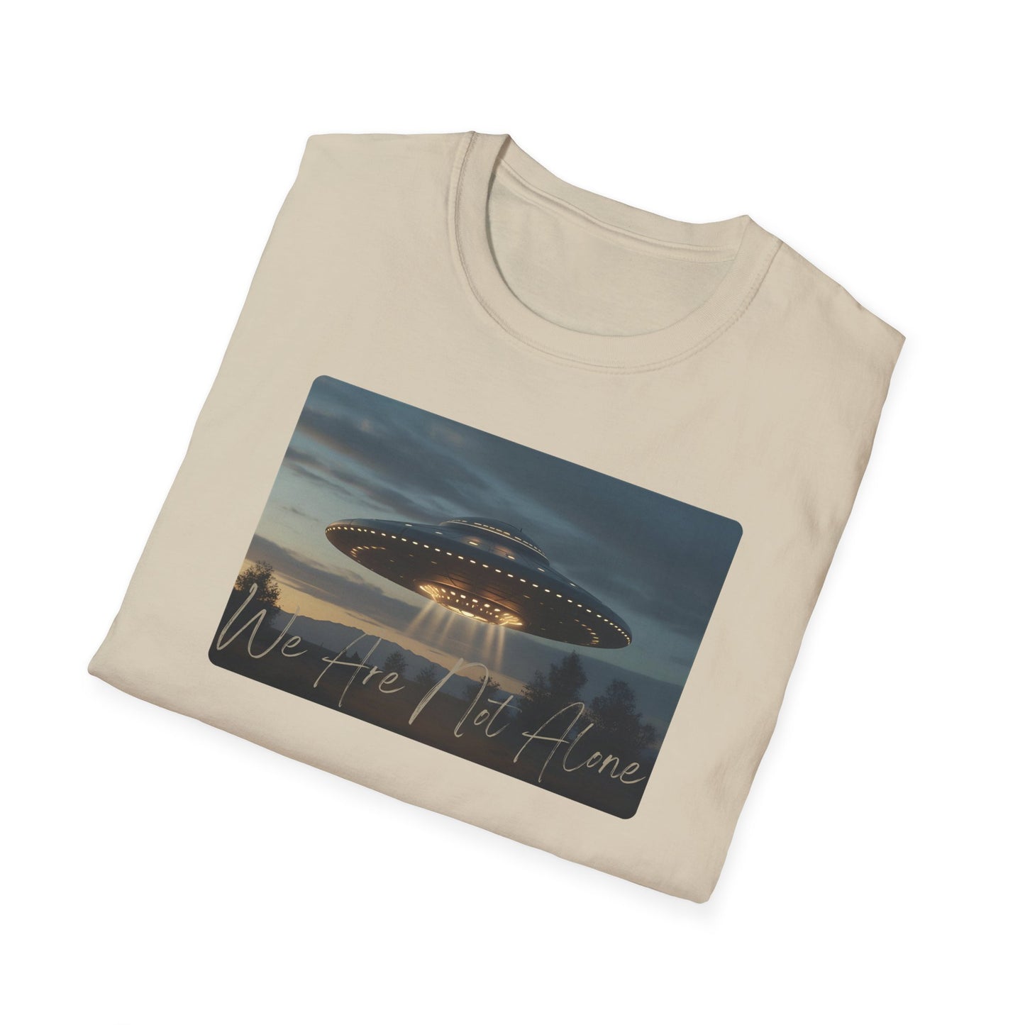 We Are Not Alone - UFO T-Shirt