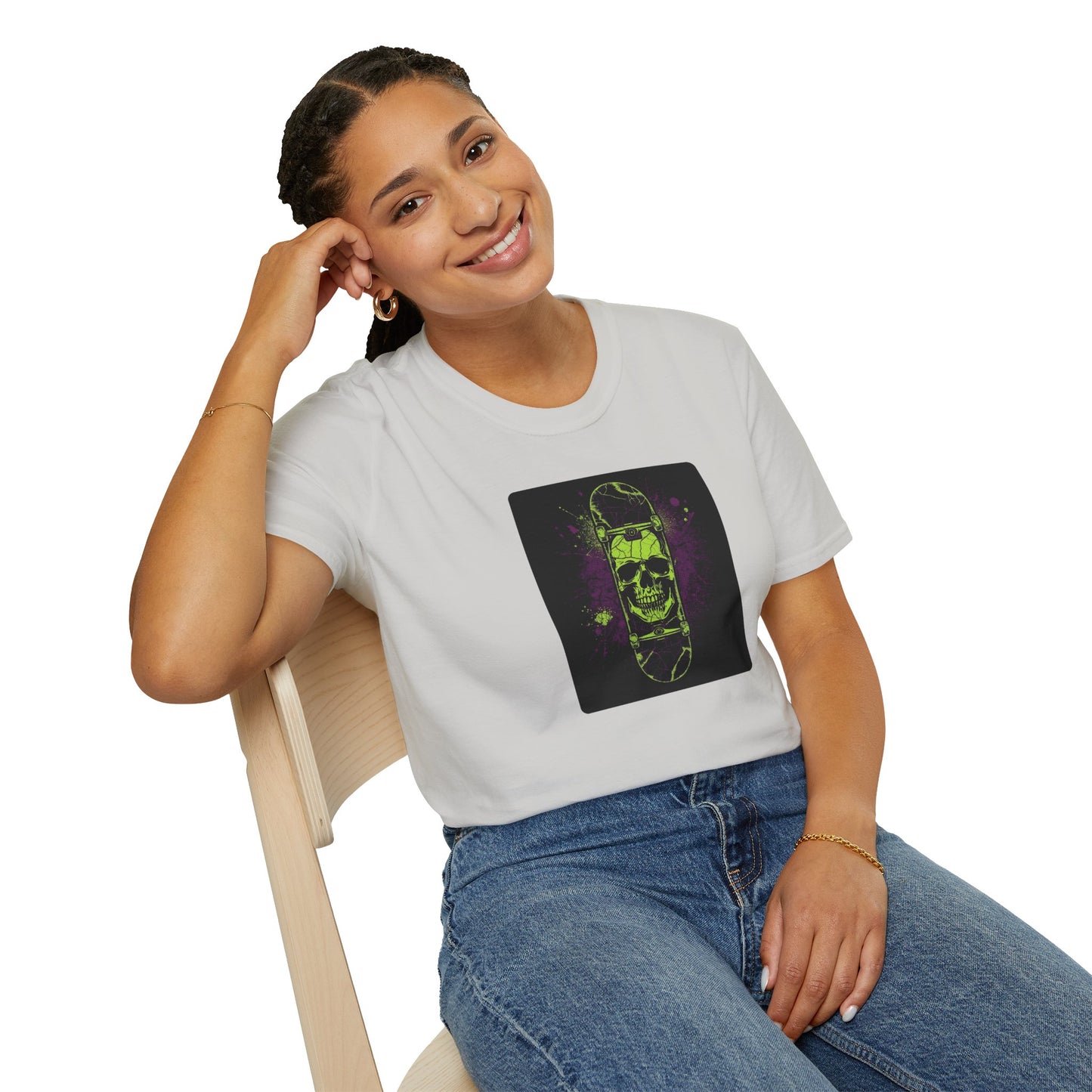 Neon Skull Skateboard – Electric Street Rebel T-Shirt in Ice Grey