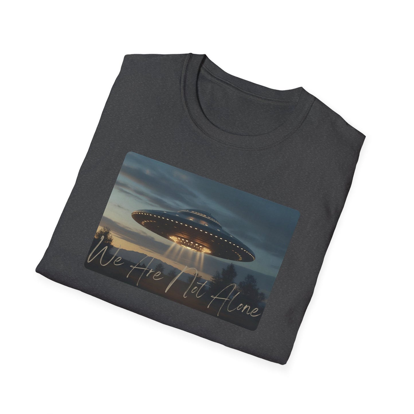 We Are Not Alone - UFO T-Shirt