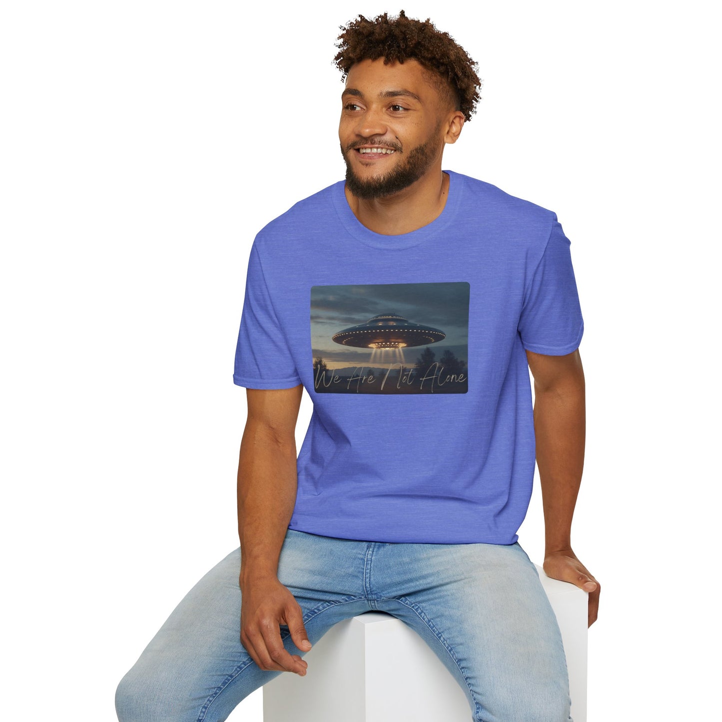 We Are Not Alone - UFO T-Shirt