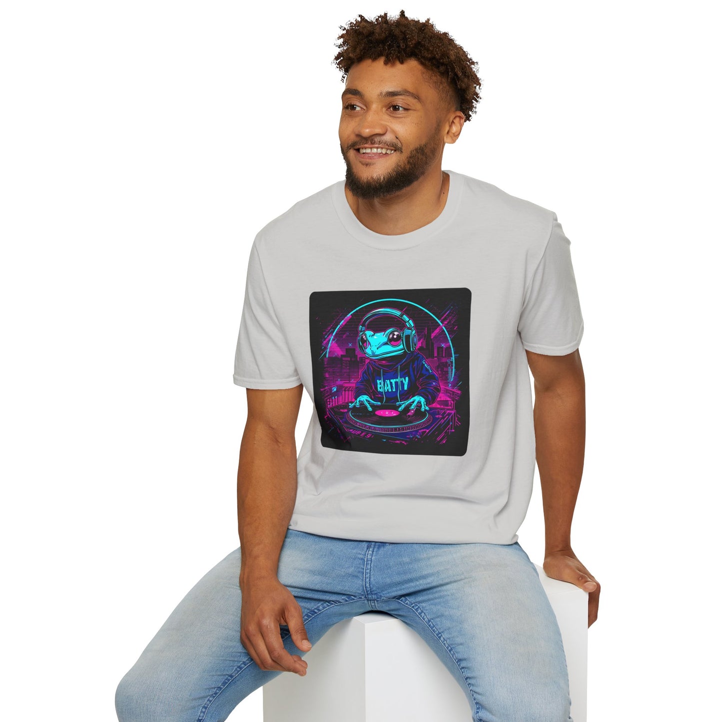 DJ Froggy on the Floor T-Shirt in Ice Grey