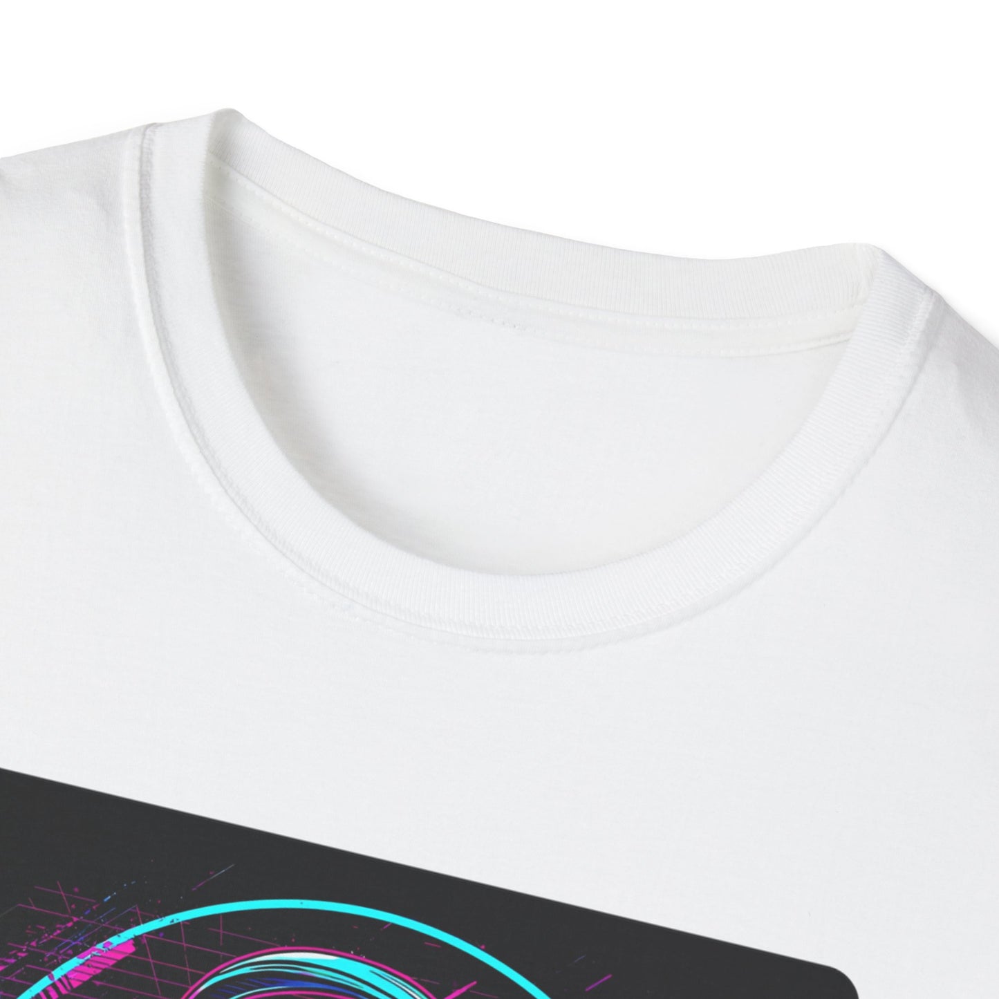DJ Froggy on the Floor T-Shirt in White - Neckline