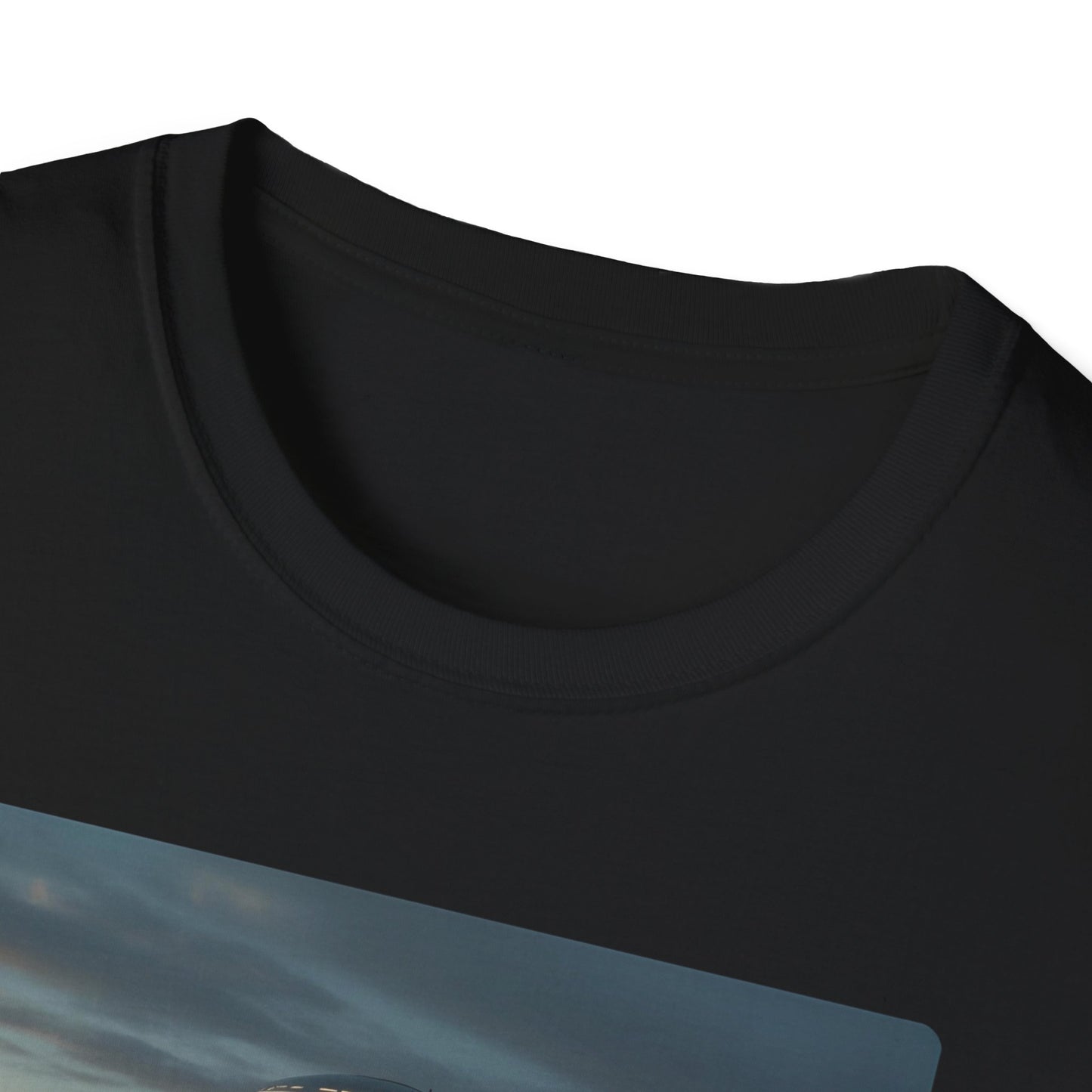 We Are Not Alone - UFO T-Shirt
