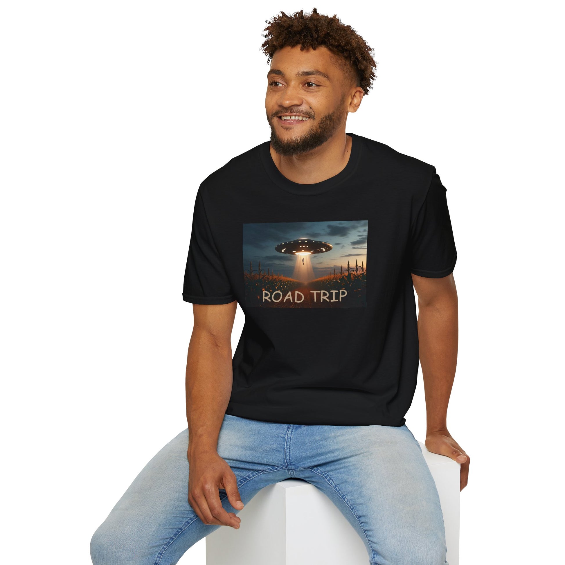 Road Trip - UFO T-Shirt in Black
